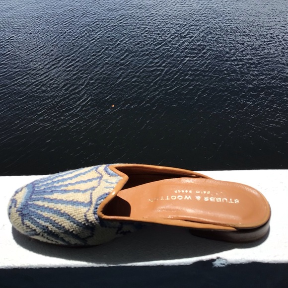 Stubbs & Wootton Palm Beach Embroidered Mules with Shell Motif - Picture 8 of 11